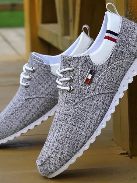 Breathable flat Canvas Shoes Men Casual Hot selling Autumn